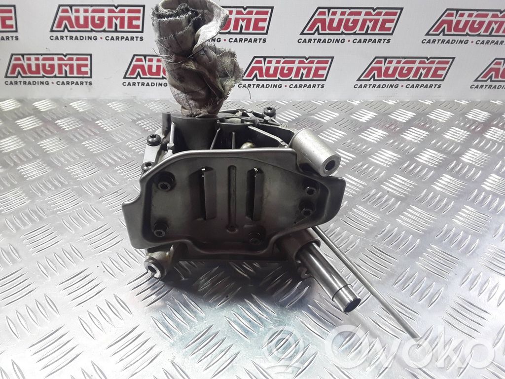 BMW X6 M Oil pump 