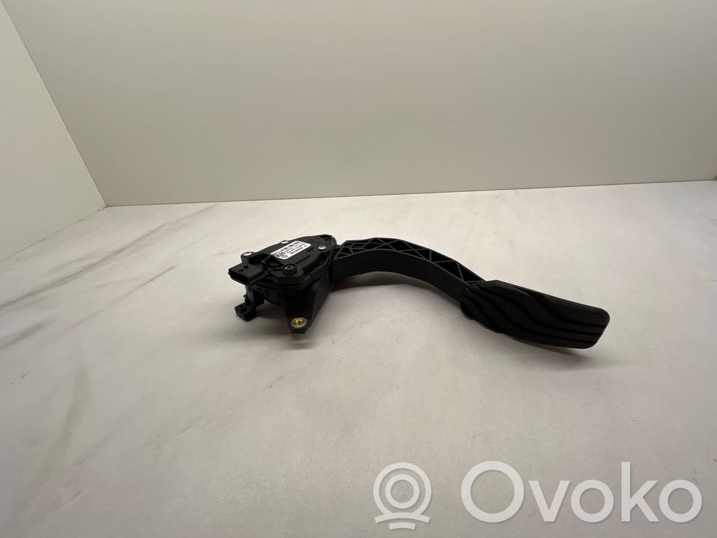 Renault Captur II Accelerator throttle pedal 