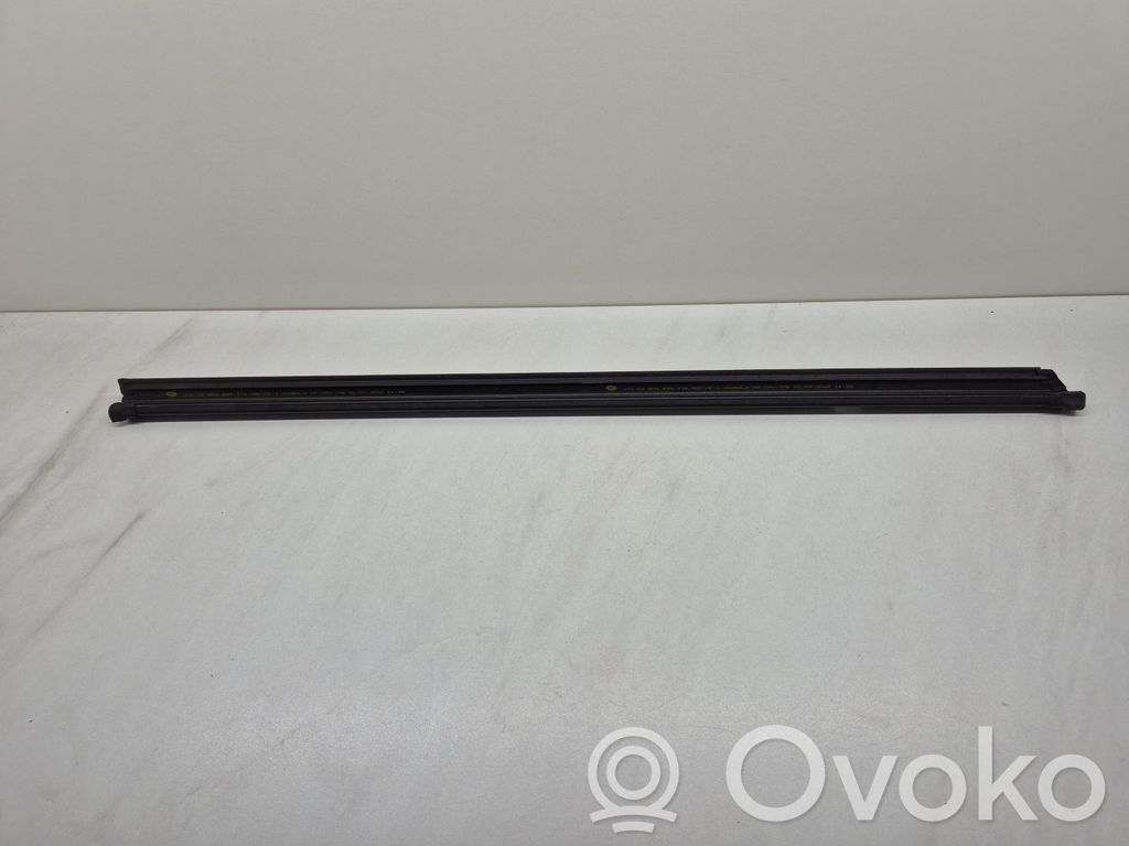 Volkswagen Golf VIII Inne części karoserii 