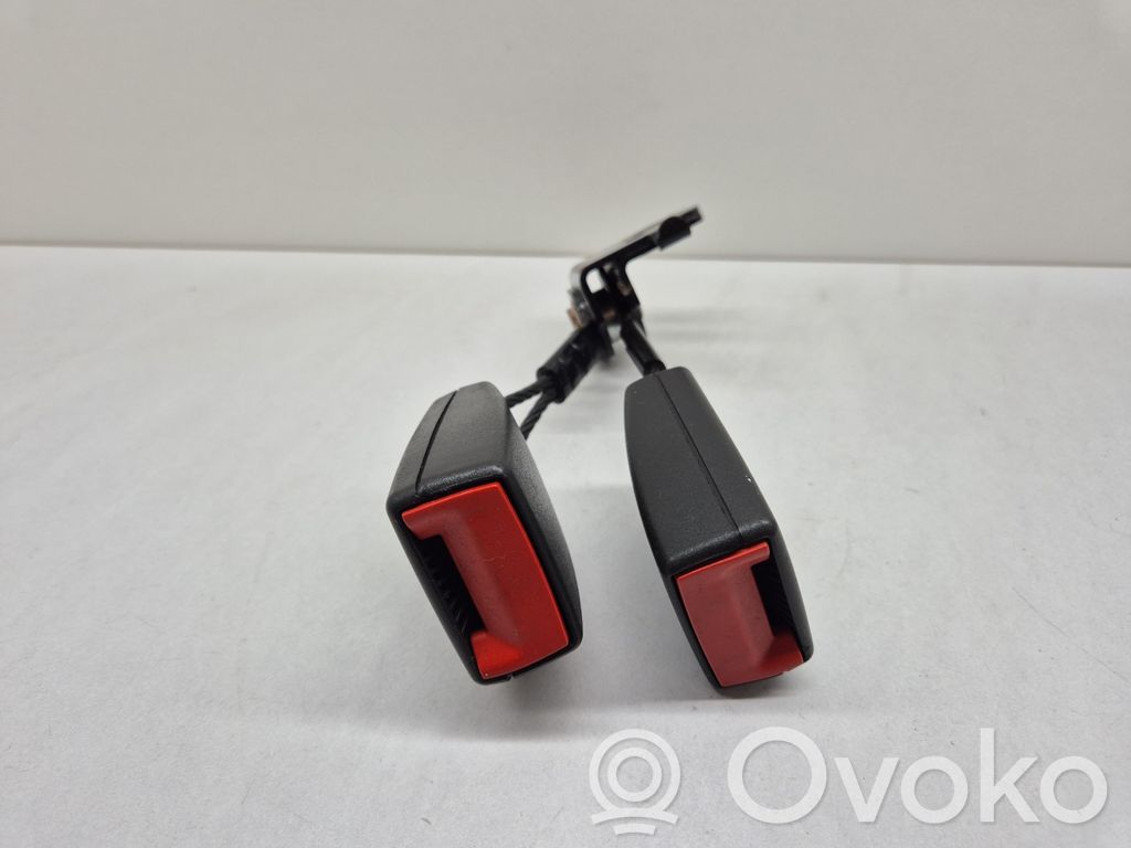 Opel Vectra C Hebilla del cinturón de seguridad trasero 