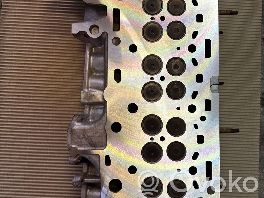 Toyota RAV 4 (XA40) Chiulasă motor 