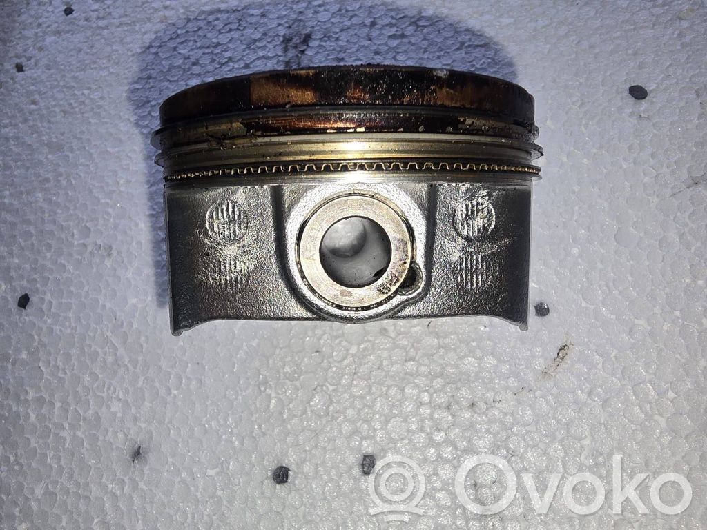 Mäntä   37130