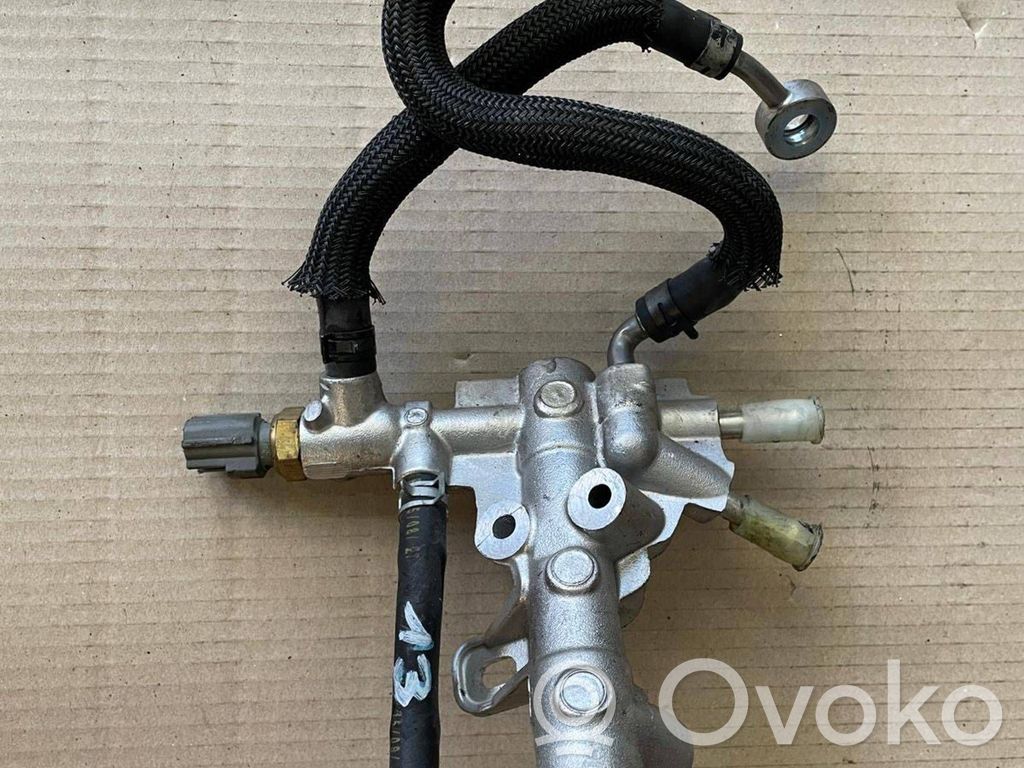 Mazda CX-5 Fuel distributor 