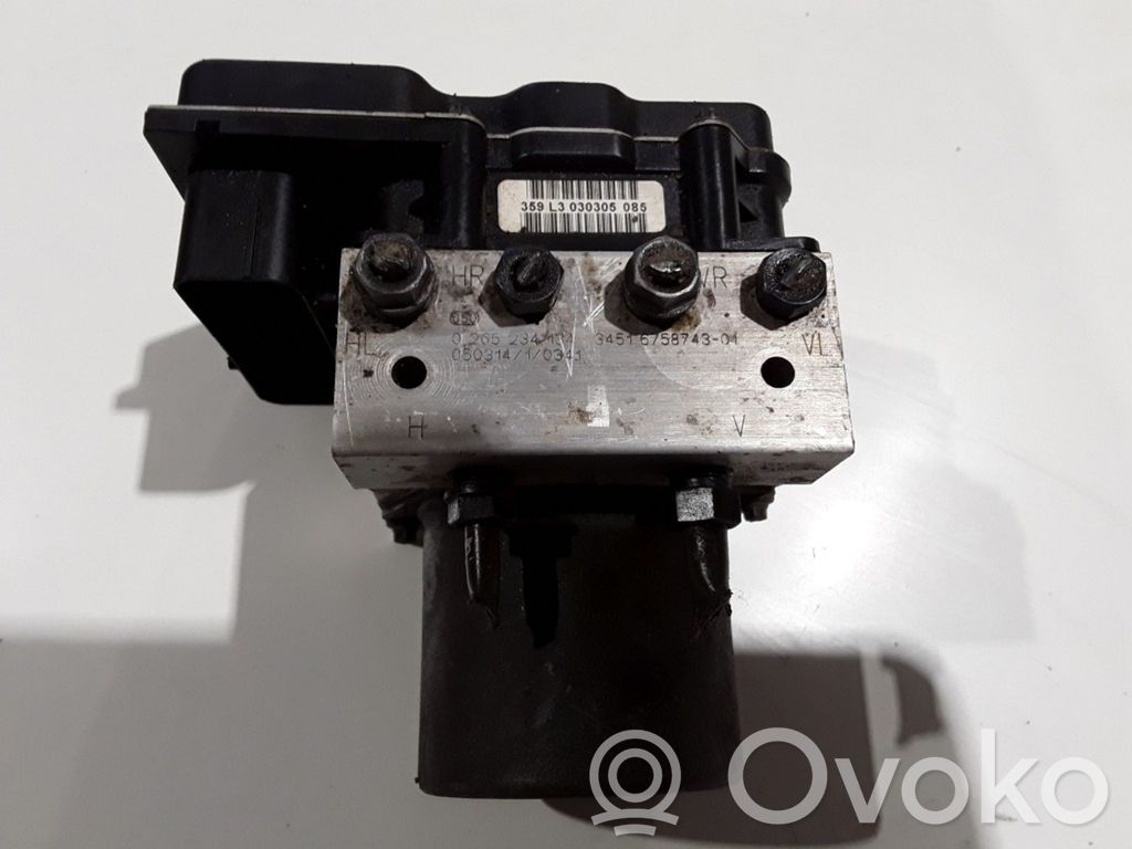 BMW 5 E60 E61 ABS Pump 