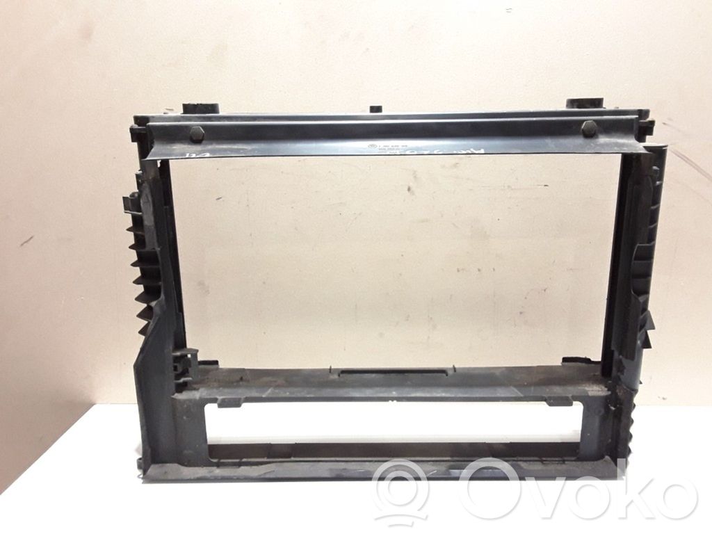 BMW 5 E60 E61 Support, fixation radiateur 