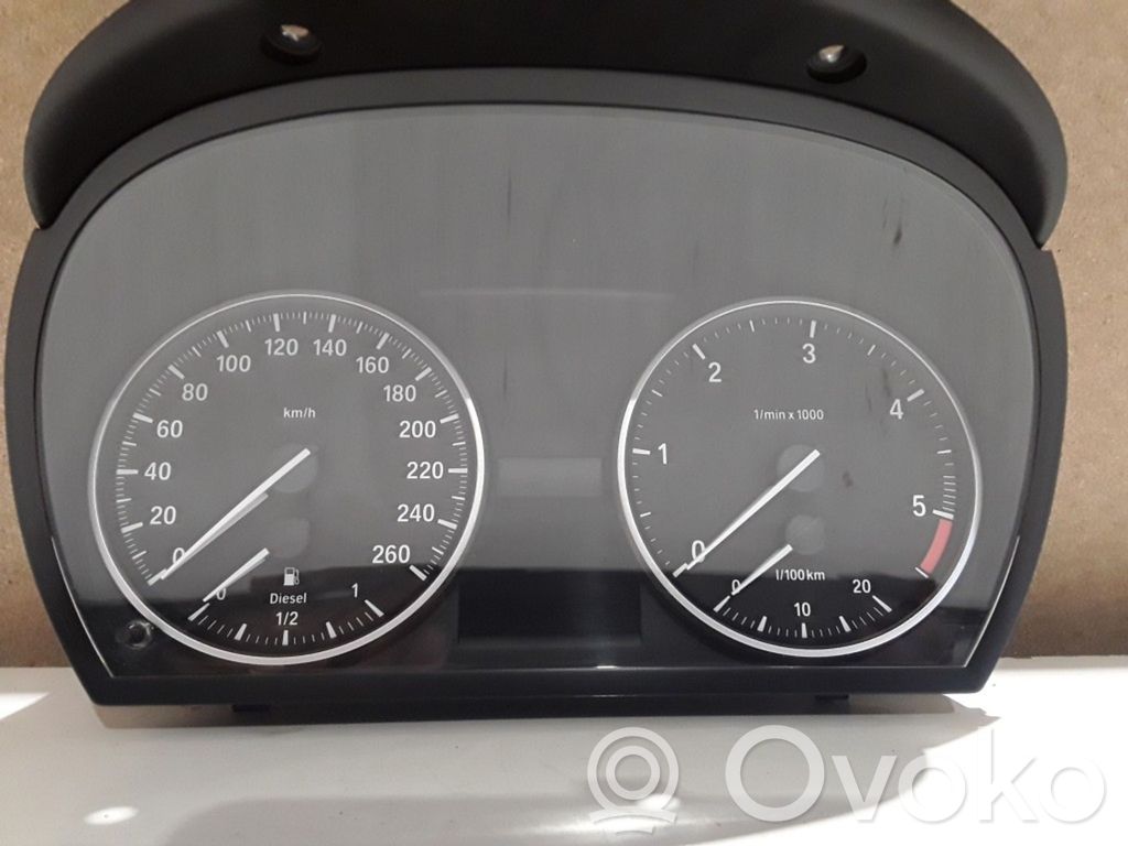 Speedometer (instrument cluster)   2154628,9242346