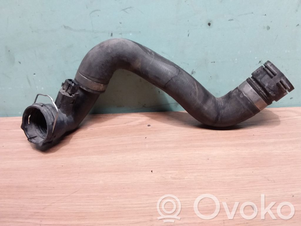BMW X3 E83 Engine coolant pipe/hose 