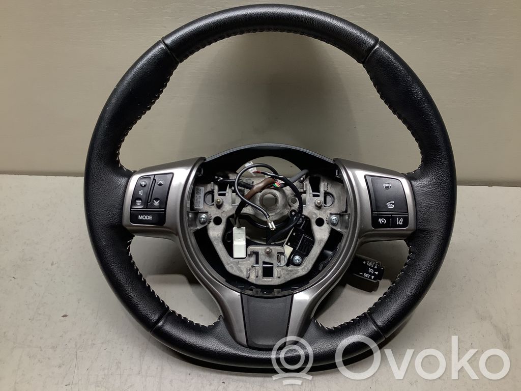 Toyota Yaris Ohjauspyörä 