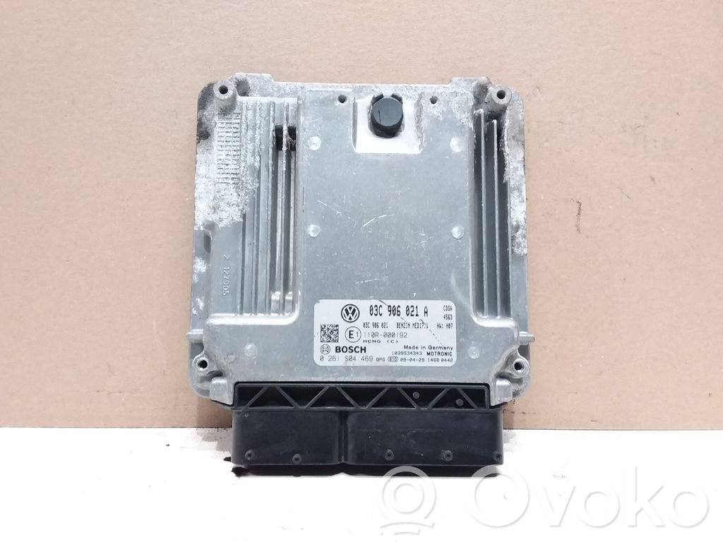 Volkswagen PASSAT B6 Engine control unit/module 