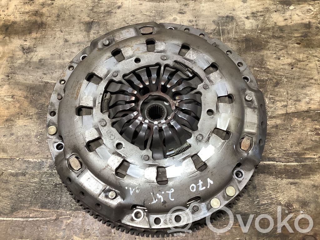 Volvo V70 Sankabos komplektas 