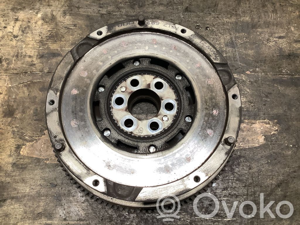 BMW 3 E46 Plaukiojantis dviejų masių smagratis 