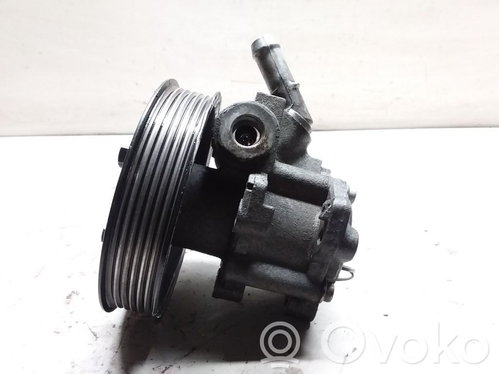 BMW 3 E90 E91 Vairo stiprintuvo siurblys 