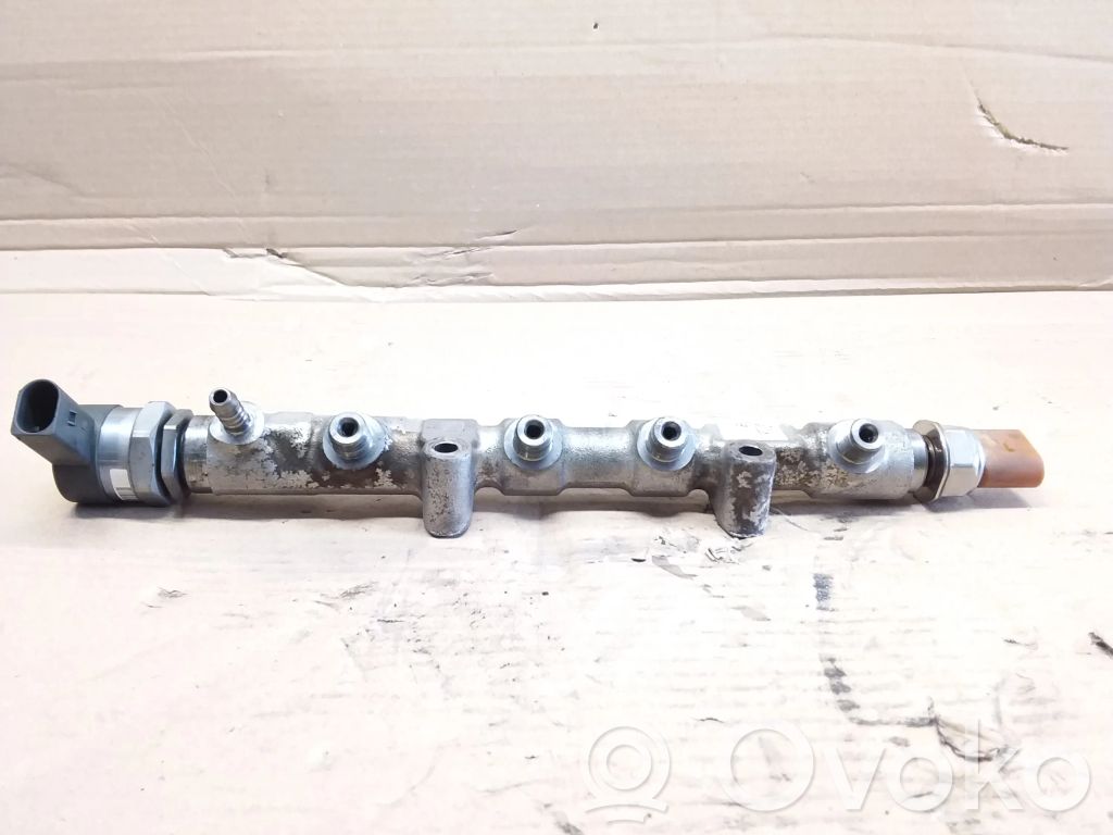 Skoda Roomster (5J) Fuel pressure regulator 