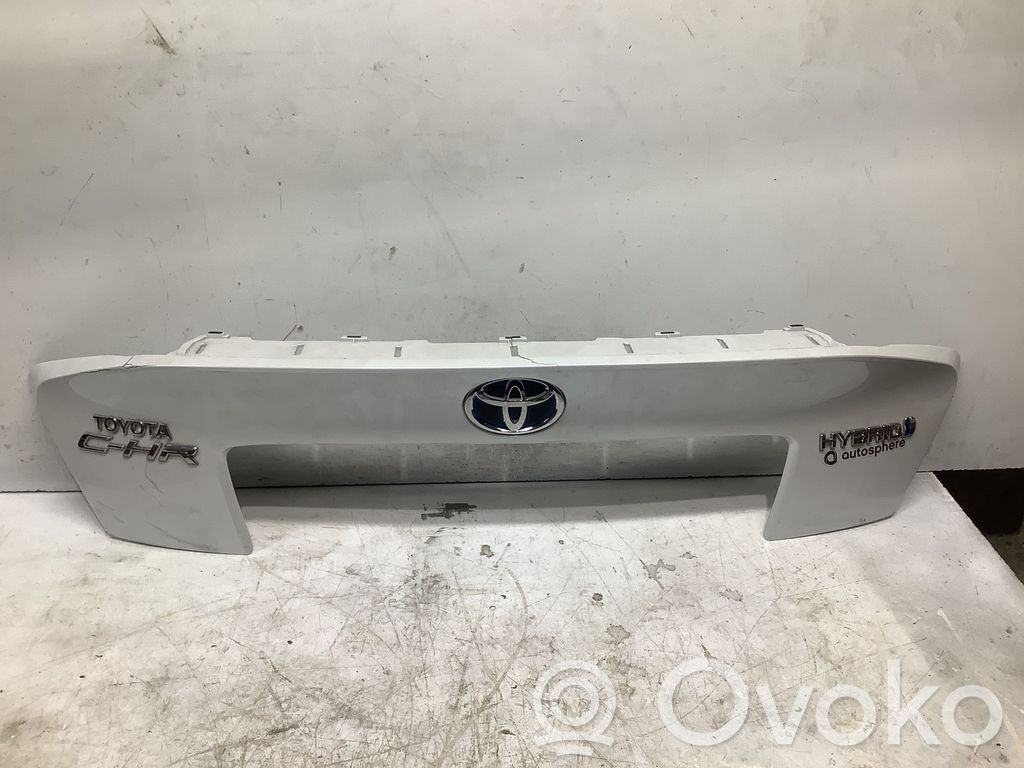 Toyota C-HR I Tailgate trim 