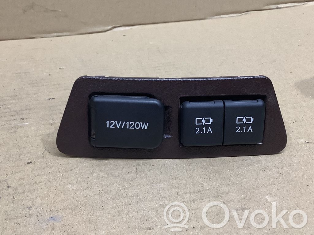 Lexus ES VII XZ10 USB socket connector 