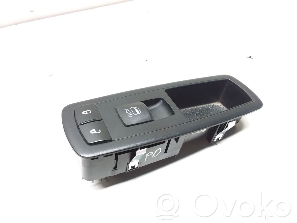 Lancia Voyager Electric window control switch 