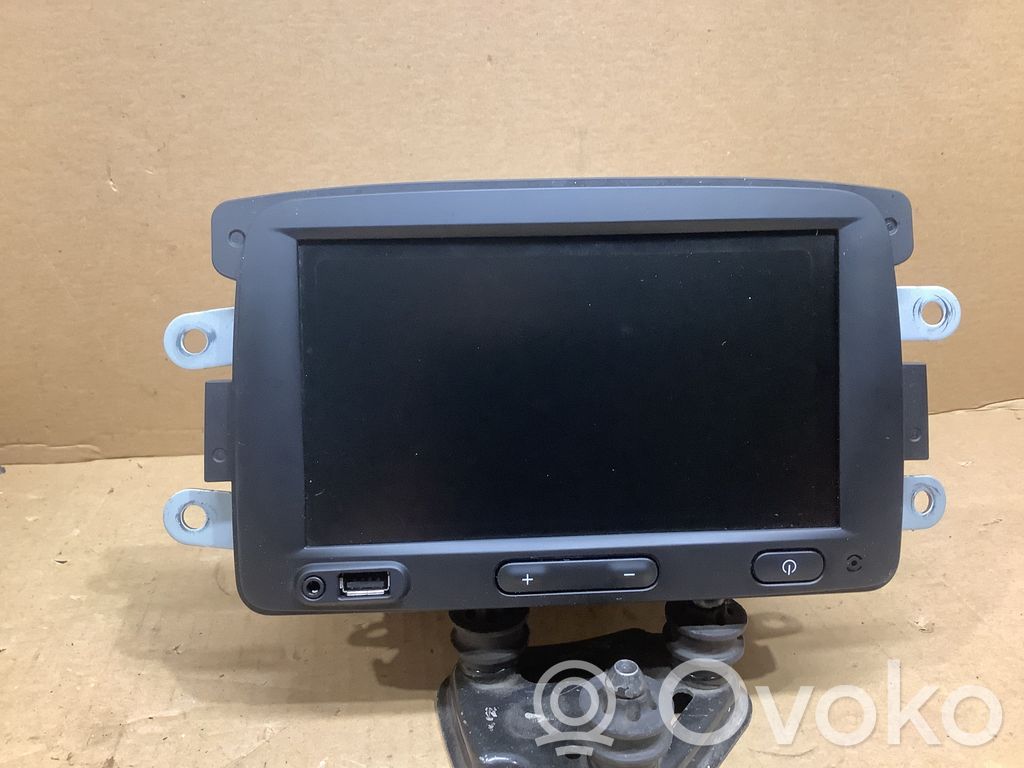 Dacia Spring Radio / CD-Player / DVD-Player / Navigation 