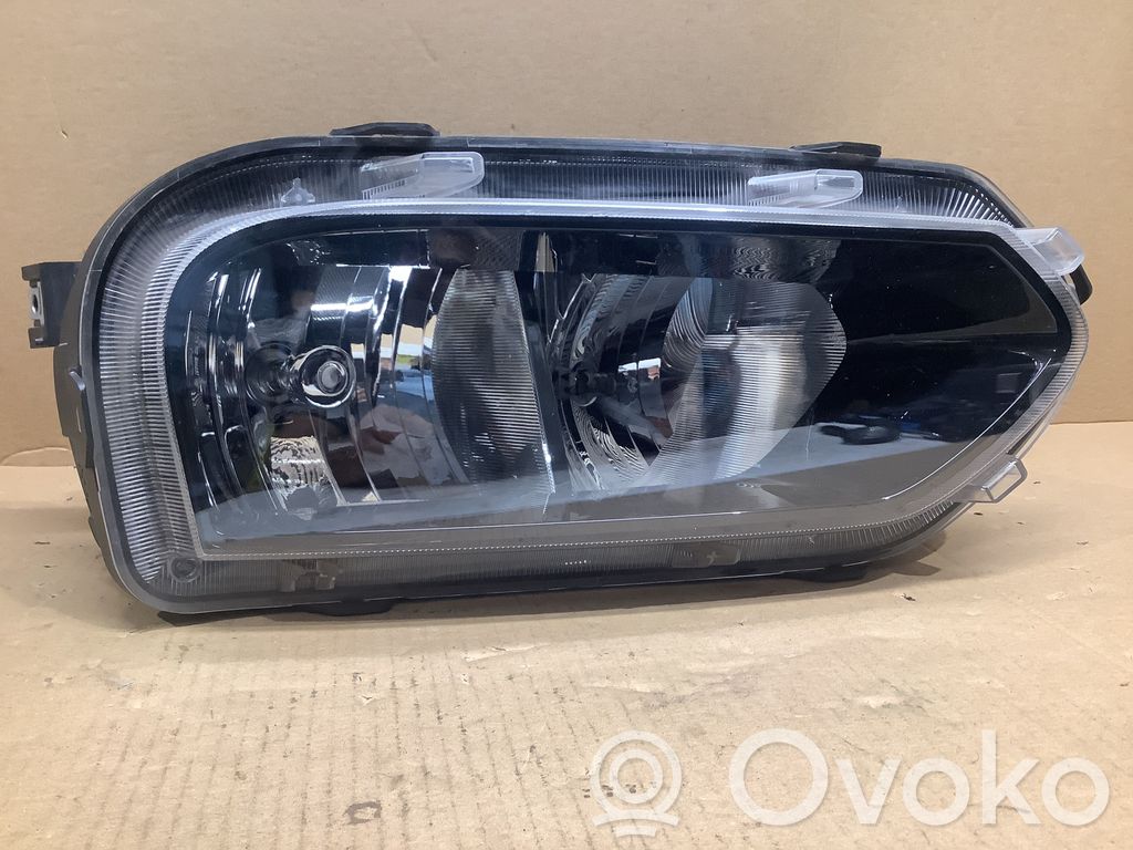 Dacia Spring Scheinwerfer 