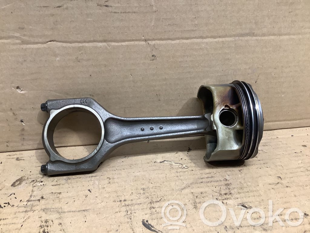 BMW 3 E90 E91 Piston with connecting rod 