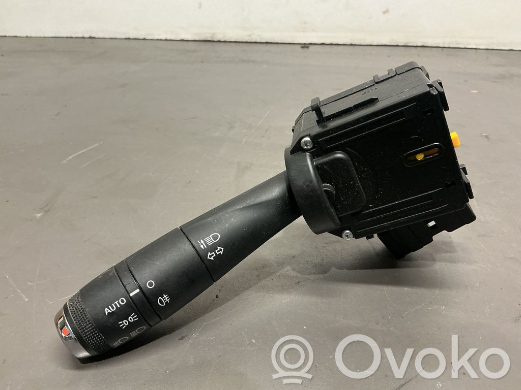 Dacia Spring Indicator stalk 
