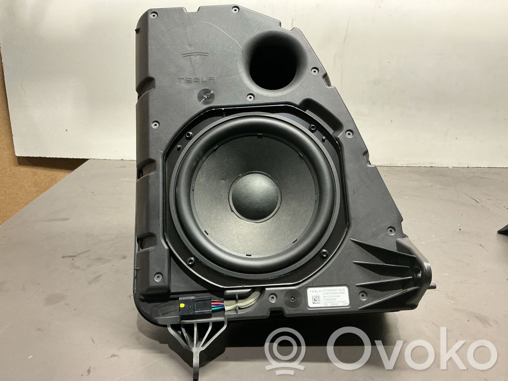Tesla Model Y Subwoofer 