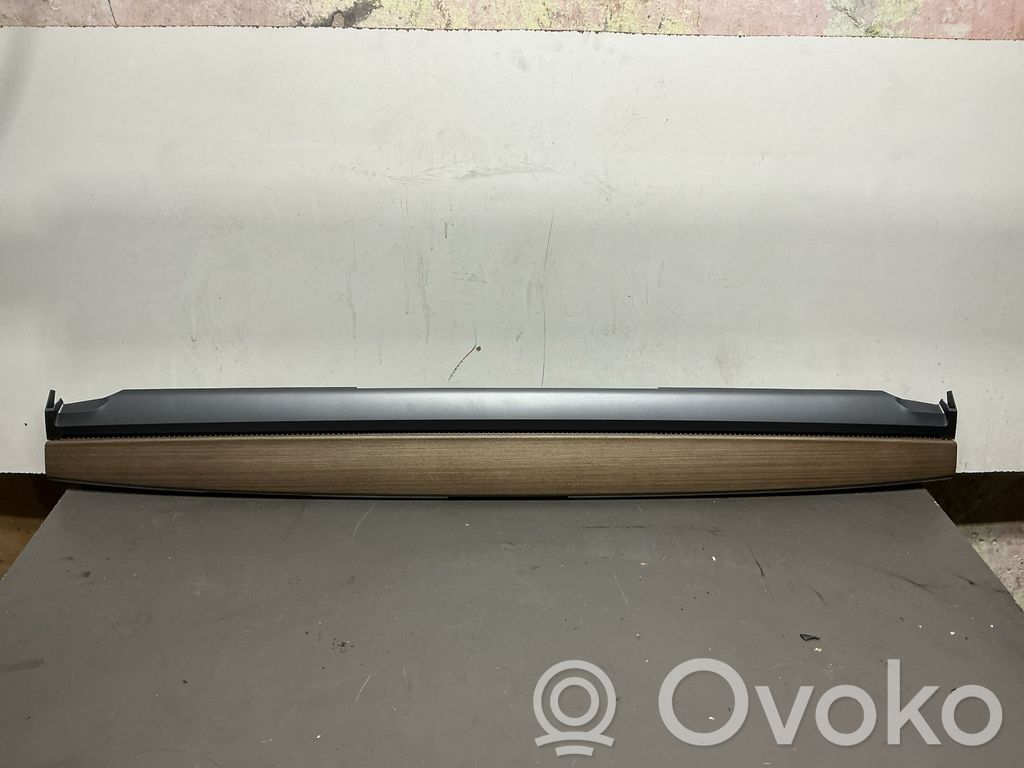 Tesla Model Y Kojelaudan kehys 