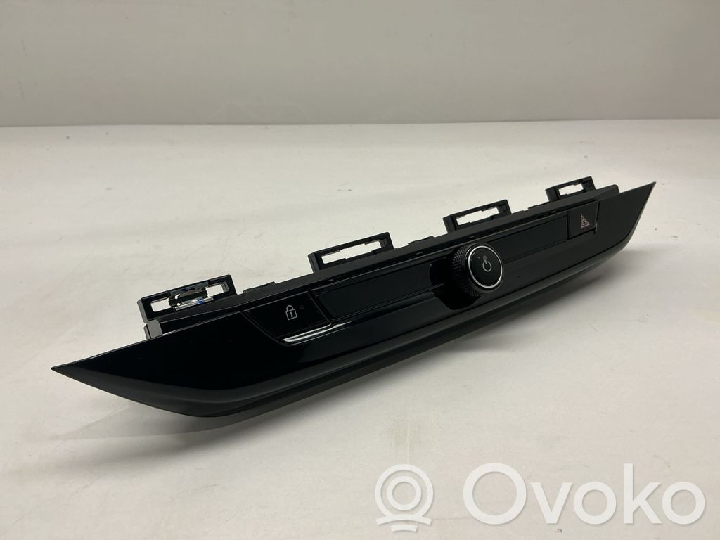 Central console control unit   A0067A01,9862063180,1123263000000471