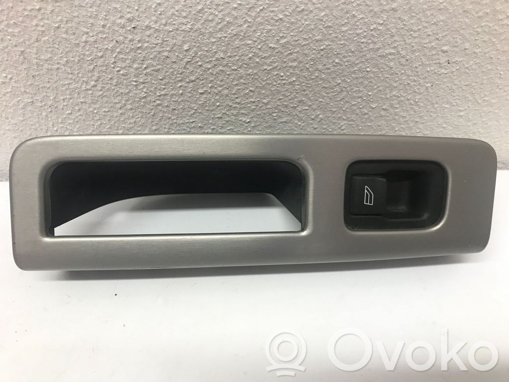 Volvo V50 Electric window control switch 