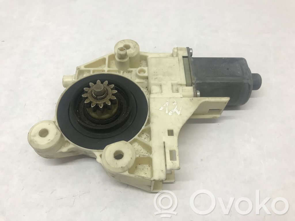 Ford Focus Front door window regulator motor 