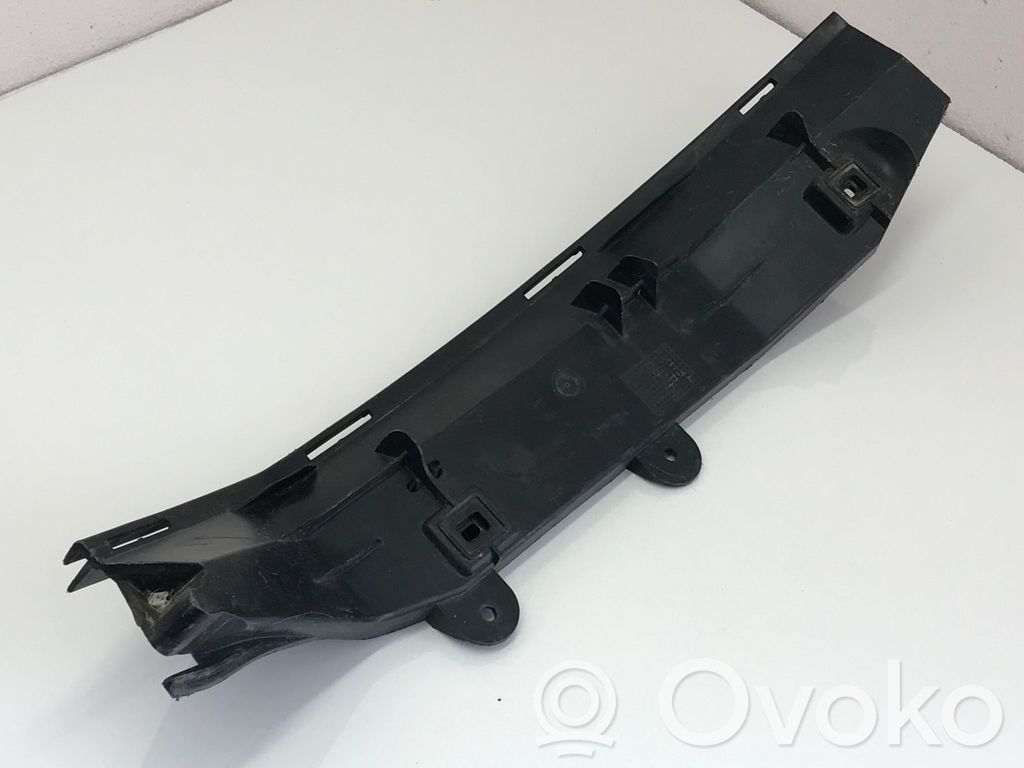 Volvo C70 Задний держатель бампера 
