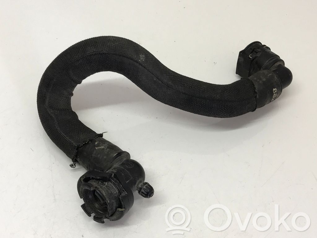 Peugeot 3008 I Engine coolant pipe/hose 
