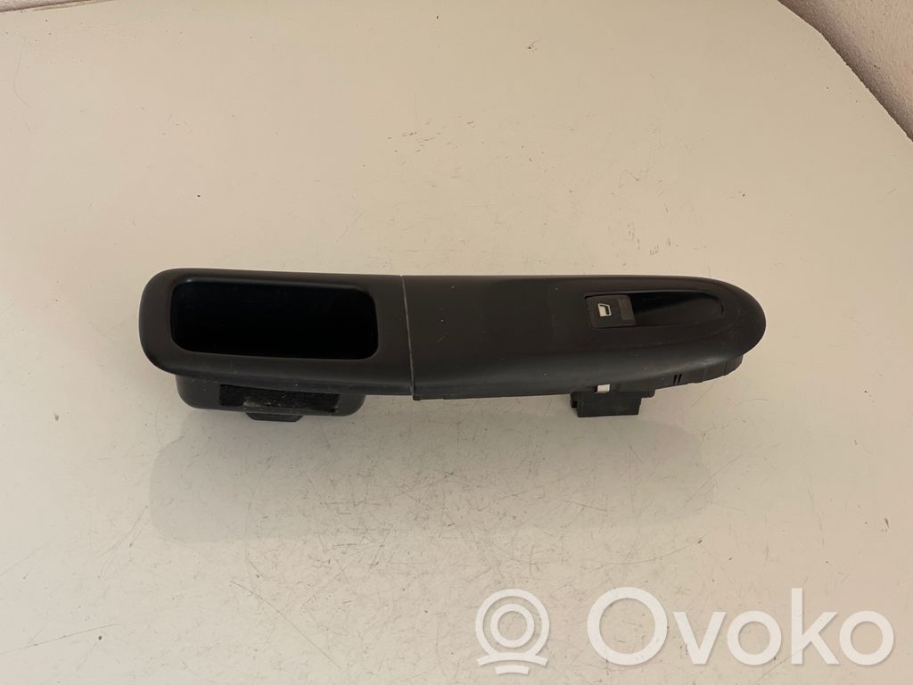 Peugeot 406 Electric window control switch 