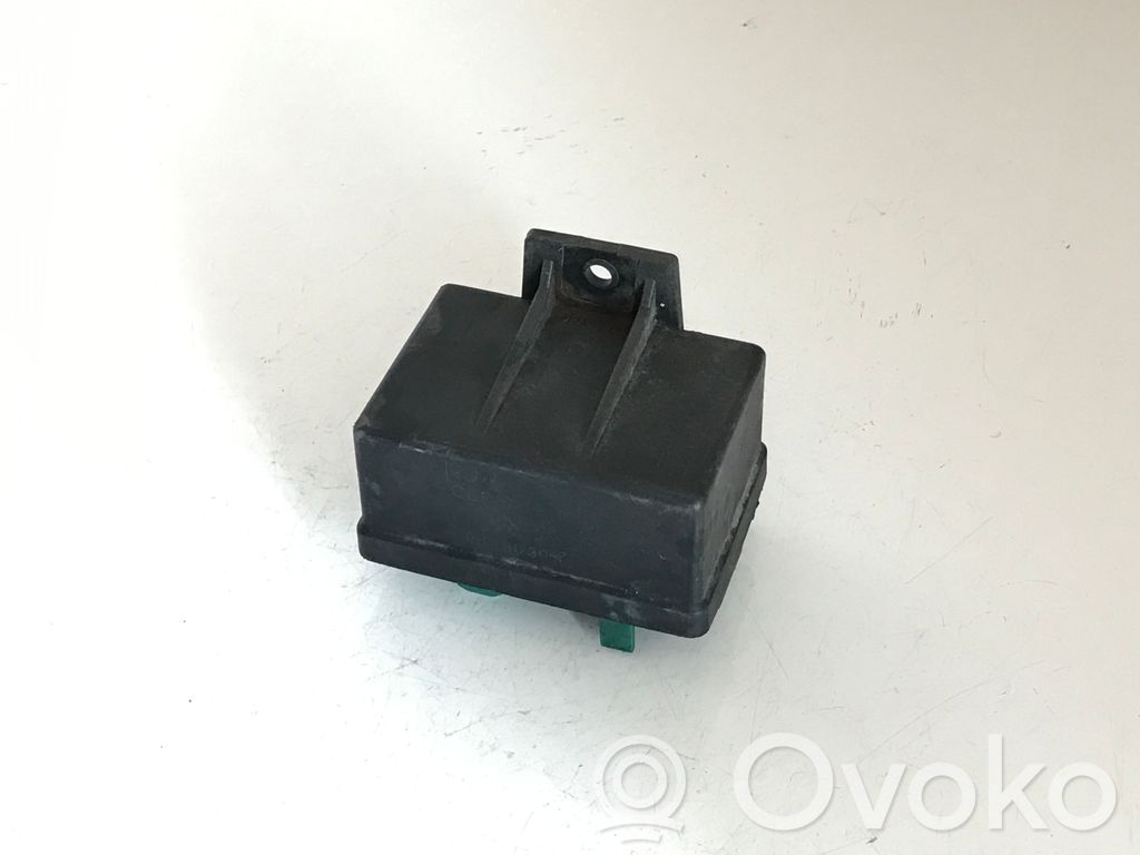 Peugeot 307 Glow plug pre-heat relay 