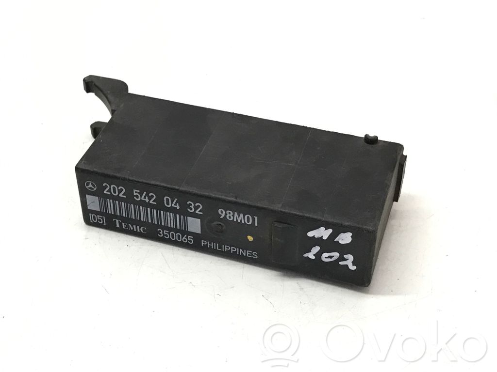 Mercedes-Benz E W210 Light module LCM 