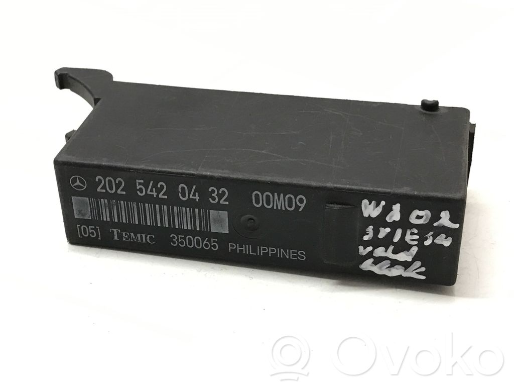 Mercedes-Benz E W210 Light module LCM 