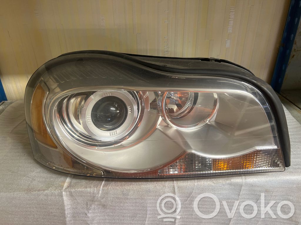 Volvo XC90 Scheinwerfer 