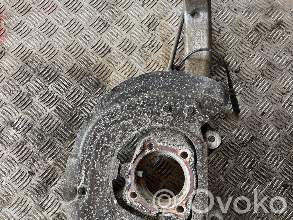 Front wheel hub   6773783,16193510