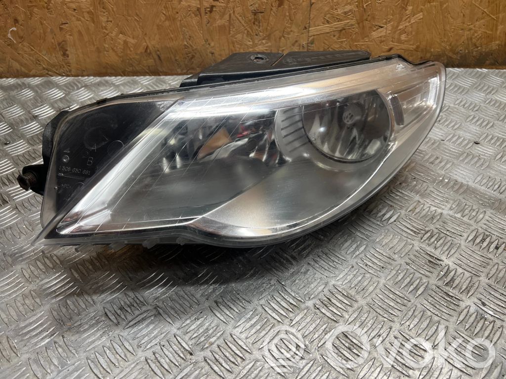 Volkswagen PASSAT CC Lampa przednia 