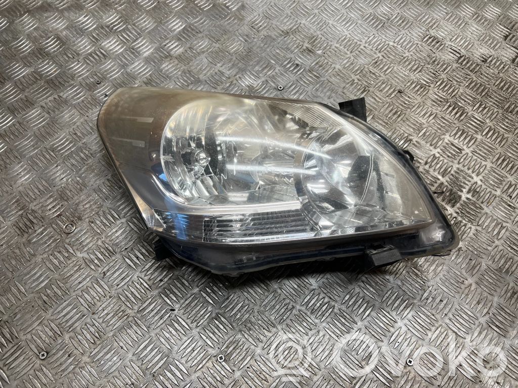 Toyota Verso Scheinwerfer 
