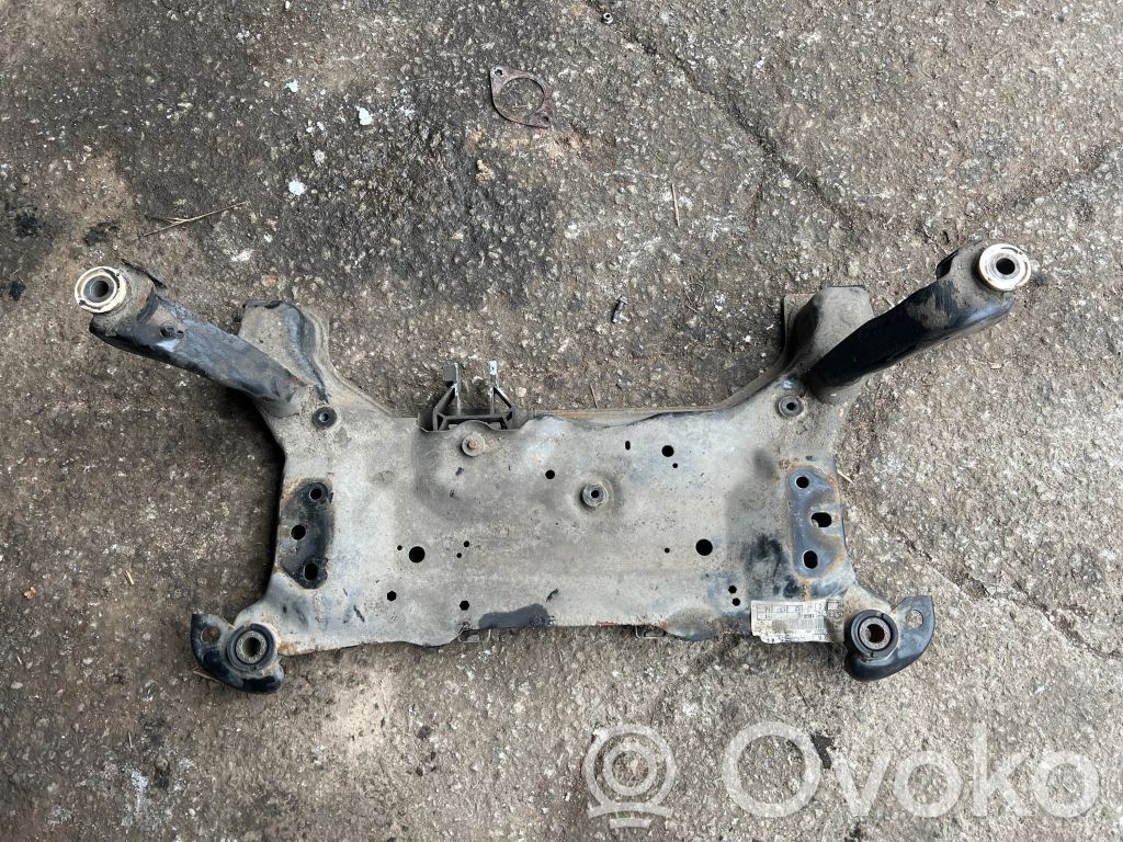 Priekinis traversas   5501481,A12142FS0762,6TC1600