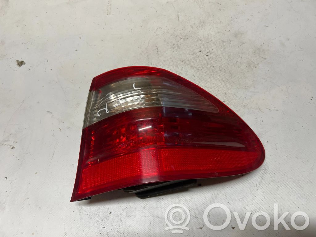 Mercedes-Benz E W211 Luci posteriori 