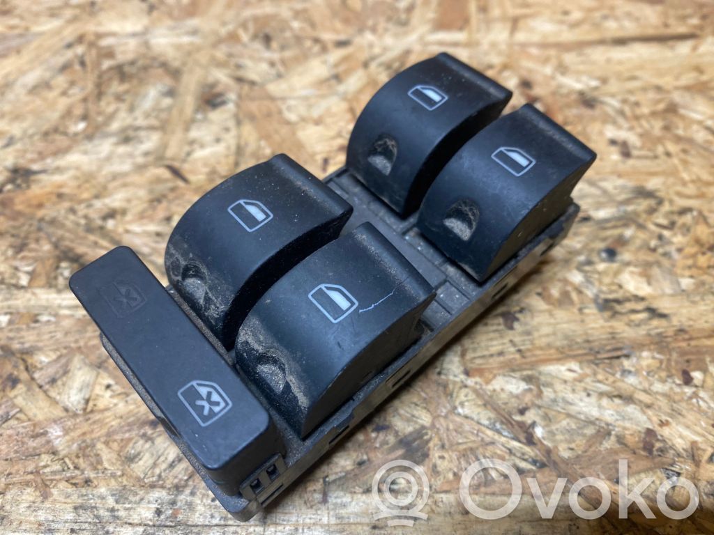 Audi A4 S4 B7 8E 8H Przyciski szyb 