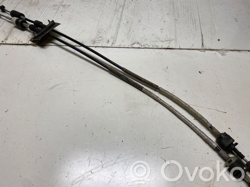 Câble de changement de vitesse