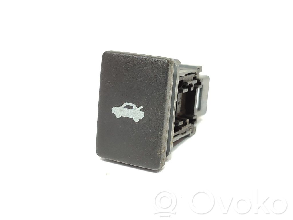 Multifunctional control switch/knob