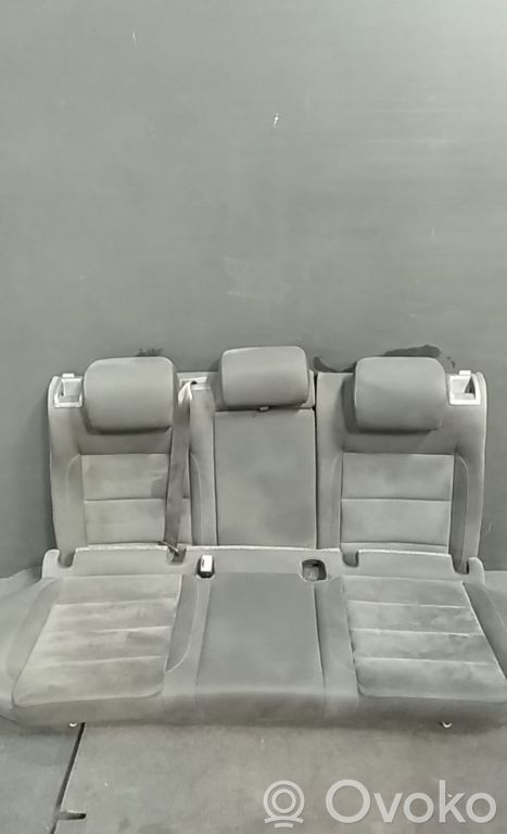 Volkswagen Golf VI Rear seat 