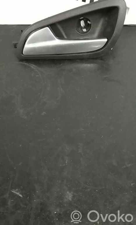 Ford Focus Front door interior handle 