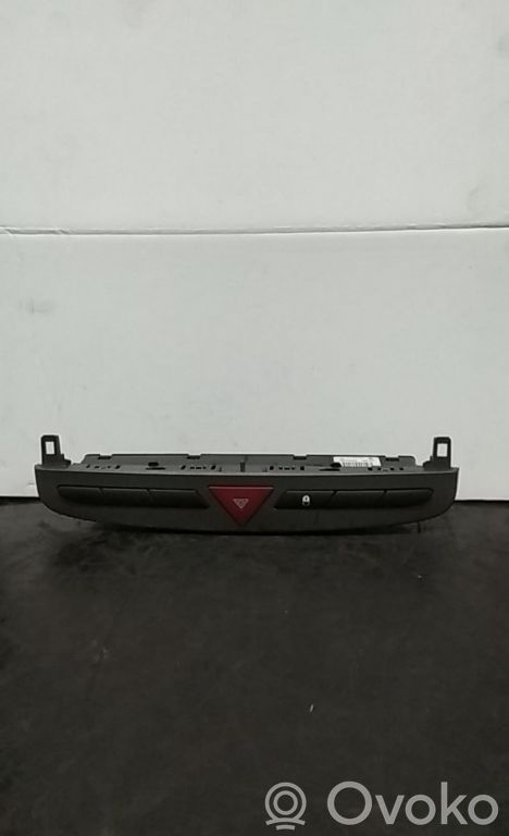 Multifunctional control switch/knob   9659417177,03069000