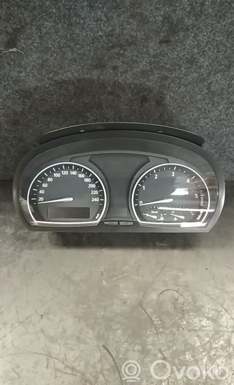 BMW X3 E83 Speedometer (instrument cluster) 