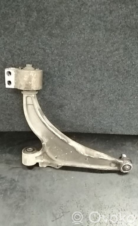 Front control arm   13334021