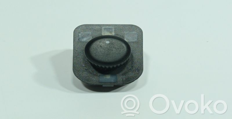 Wing mirror switch   5PO959565